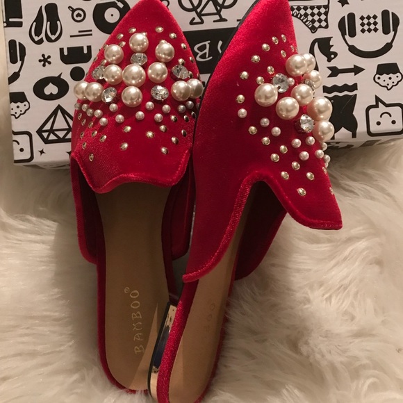 Bamboo Wine Mules - Picture 2 of 5